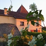 Les Terrasses Du Carlat 
